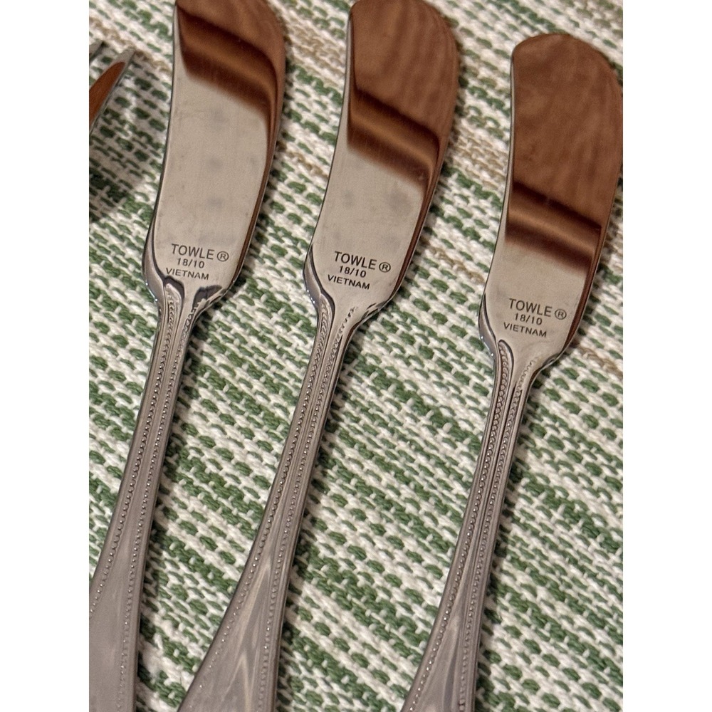 Towle Beaded 18/10 Stainless Steel 4 Forks 3 Butter Knives Cocktail Set Vietnam - Picture 6 of 8